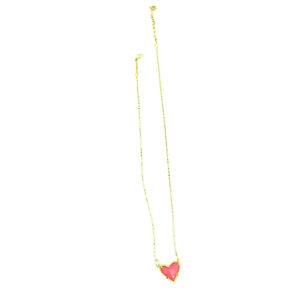 Kendra Scott Ari Heart Gold Neon Pink Magnesite Pendant Necklace - Picture 5 of 10
